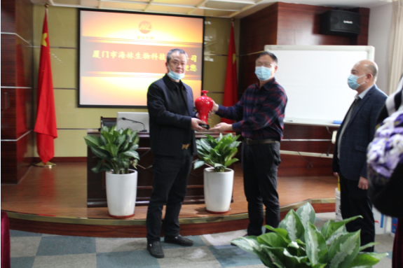 翔安區(qū)政府領(lǐng)導(dǎo)春節(jié)關(guān)懷慰問(wèn)